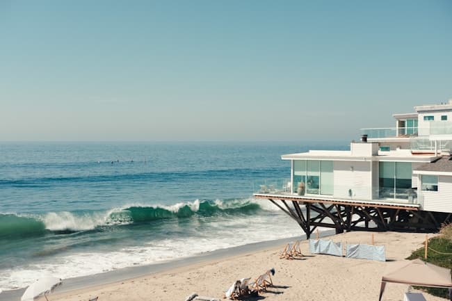 Beachfront Villa Palm Beach